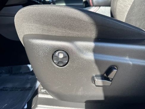 Used 2025 Dodge Durango GT w/ Blacktop Package image 43