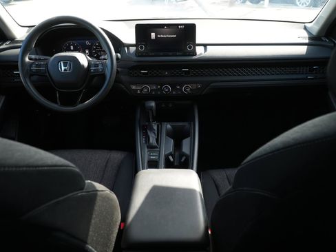 Used 2023 Honda Accord EX image 18