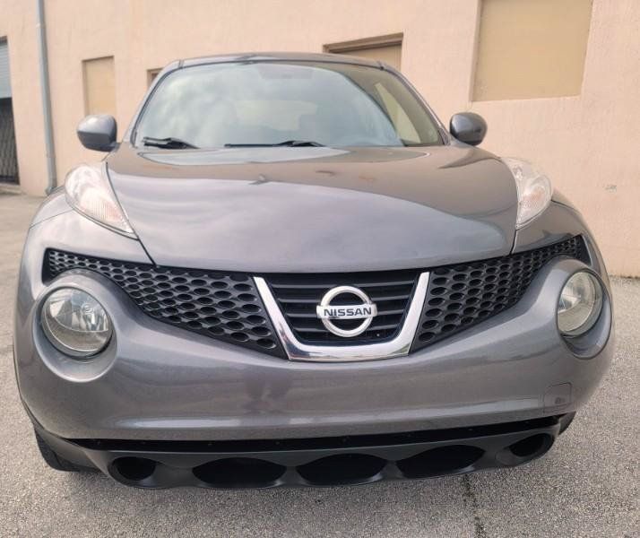 Used 2011 Nissan Juke SV FWD image 11