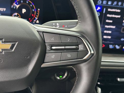 Used 2025 Chevrolet Suburban Premier image 31