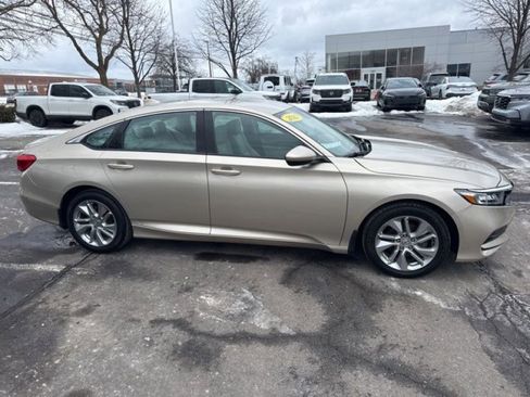 Used 2020 Honda Accord LX image 7