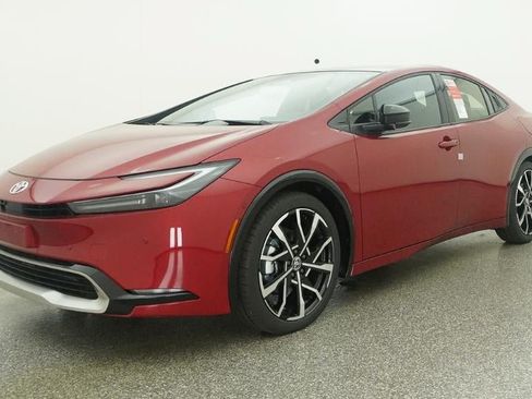 New 2026 Toyota Prius Plug-In Hybrid FWD image 17