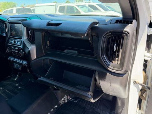 Used 2020 Chevrolet Silverado 1500 W/T RWD image 32