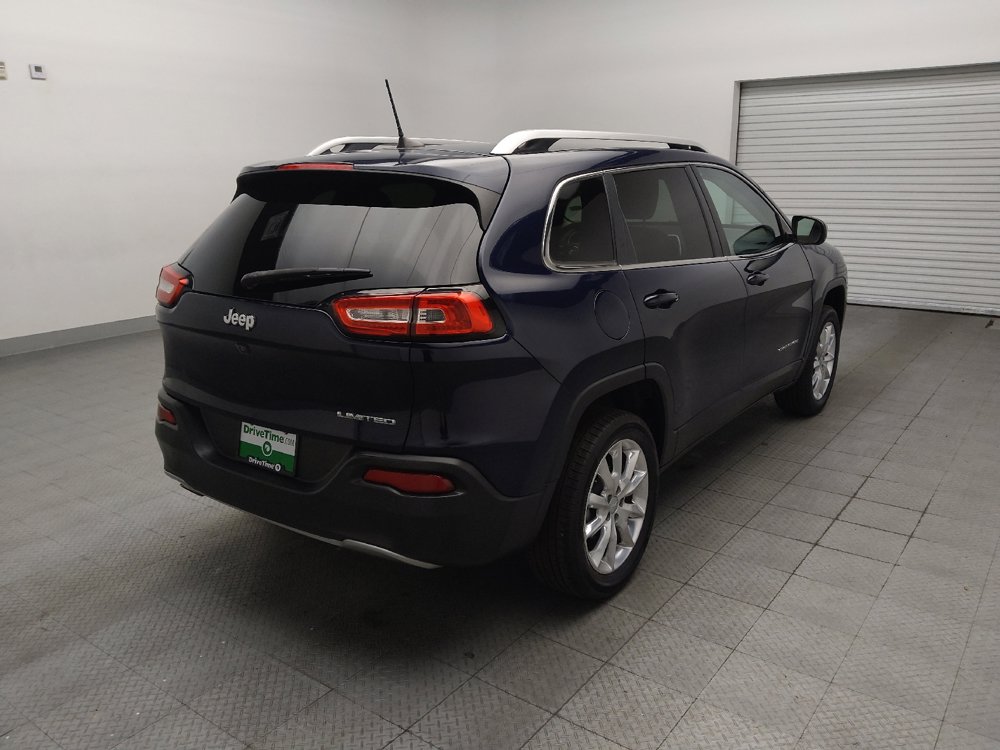 Used 2016 Jeep Cherokee Limited FWD image 9