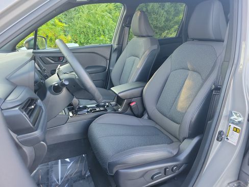 Used 2026 Subaru Forester Premium AWD/4WD image 14