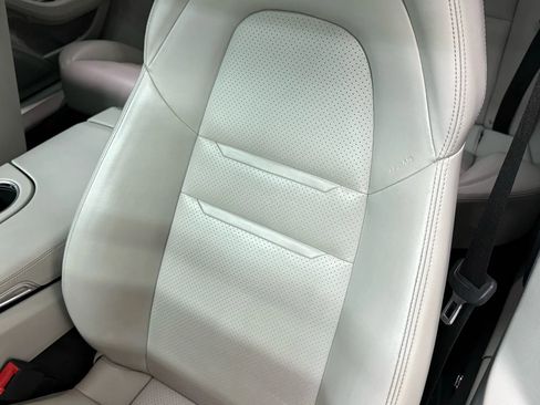 Used 2018 Porsche Panamera 4S image 30