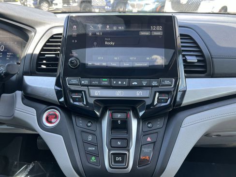 Used 2023 Honda Odyssey EX-L image 18