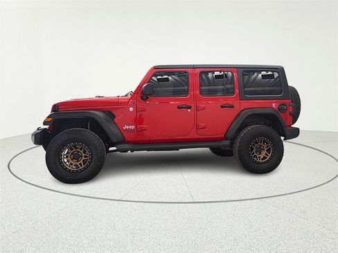 Used 2019 Jeep Wrangler Unlimited Sport S image 4