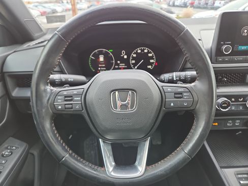 Used 2023 Honda CR-V Sport image 17