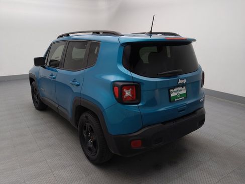 Used 2021 Jeep Renegade Latitude FWD image 5