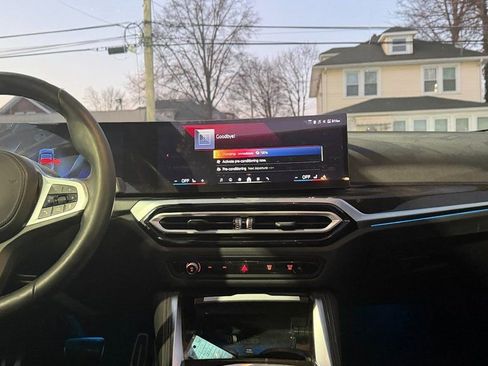 Used 2024 BMW i4 eDrive35 w/ M Sport Package image 28