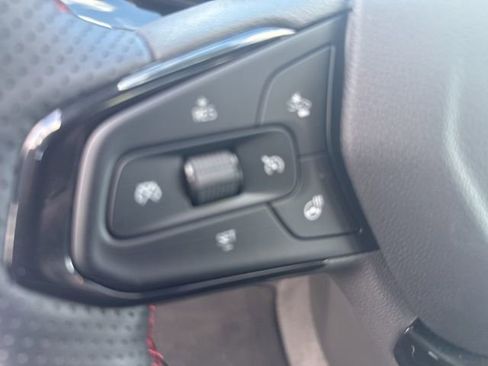 New 2026 Chevrolet Trax RS w/ Sunroof Package FWD image 26