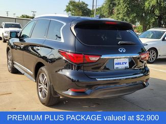 Used 2017 INFINITI QX60 Luxe w/ Premium Plus Package AWD/4WD video 3