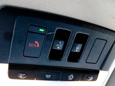 Used 2023 Nissan Pathfinder Platinum AWD/4WD image 30