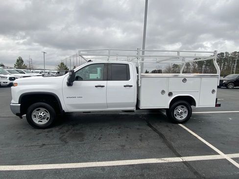 Used 2024 Chevrolet Silverado 2500 W/T w/ WT Convenience Package RWD image 4