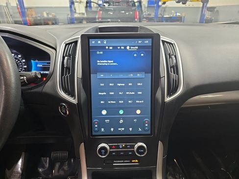 Used 2024 Ford Edge SEL w/ Convenience Package AWD/4WD image 21