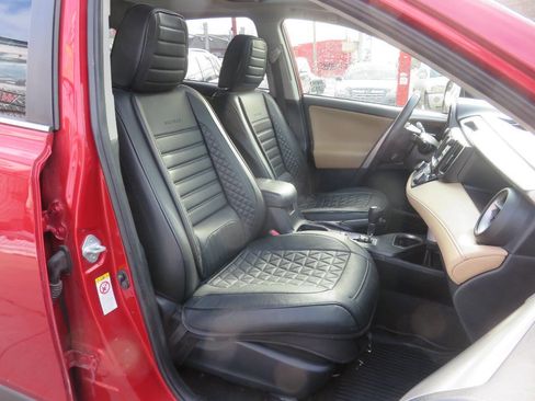 Used 2016 Toyota RAV4 XLE AWD/4WD image 11