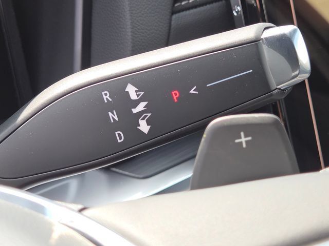 New 2027 GMC Terrain Elevation w/ Elevation Premium Package FWD image 30