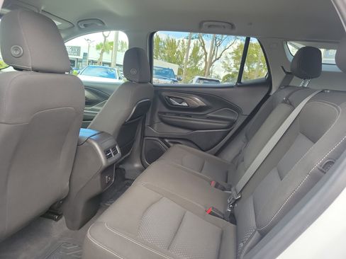 Used 2023 GMC Terrain SLE image 13