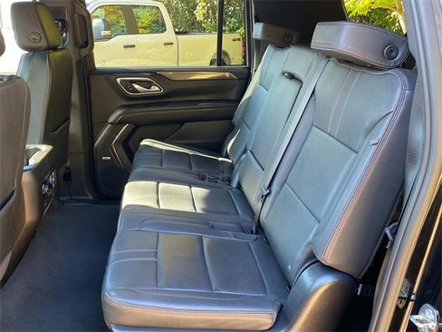 Used 2023 Chevrolet Suburban RST w/ Sport Performance Package image 9