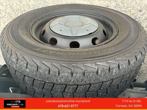 Used 2015 Ford Transit 250 130 Low Roof RWD image 24