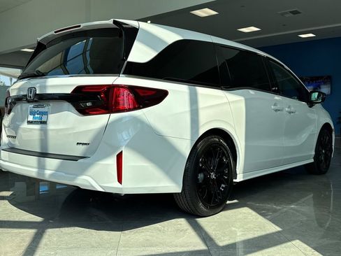 New 2026 Honda Odyssey Sport-L image 4