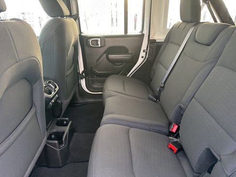 Used 2021 Jeep Wrangler Unlimited Sport image 21
