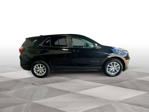 Used 2023 Chevrolet Equinox LT FWD image 9