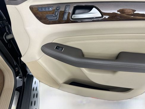 Used 2012 Mercedes-Benz ML 350 4MATIC image 29