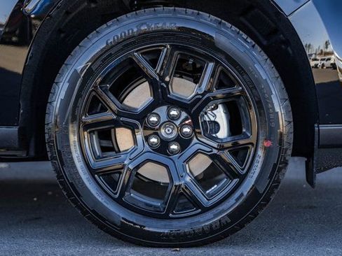 New 2025 Ford Maverick XLT w/ XLT Luxury Package image 26