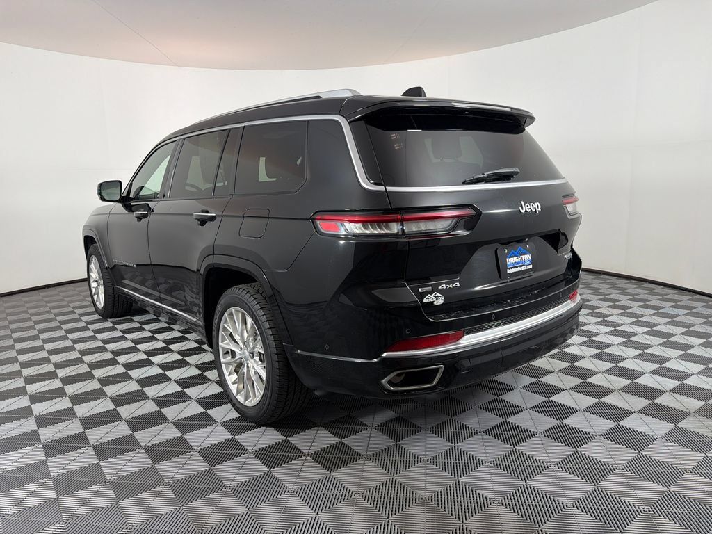 Used 2021 Jeep Grand Cherokee L Summit w/ Luxury Tech Group V AWD/4WD image 5