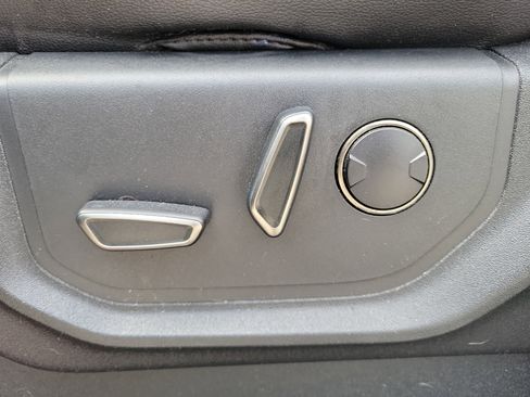 Used 2018 Ford F150 Raptor w/ Equipment Group 802A Luxury image 18