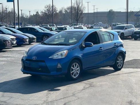 Used 2013 Toyota Prius C image 9