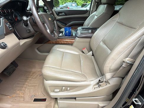 Used 2015 Chevrolet Tahoe LTZ RWD image 16