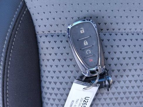 Used 2024 Chevrolet Trax LT w/ Driver Confidence Package FWD image 26