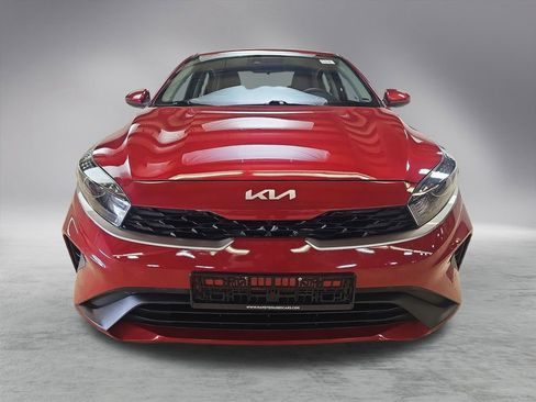 Used 2023 Kia Forte LXS image 8