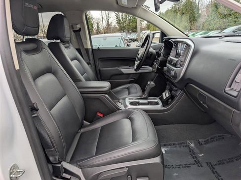 Used 2021 Chevrolet Colorado ZR2 w/ ZR2 Dusk Special Edition image 12