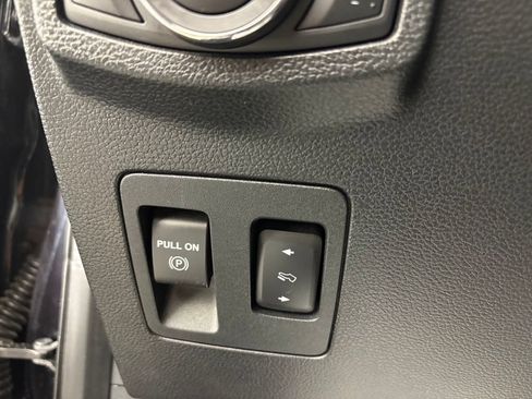 Used 2021 Ford Expedition Max Limited RWD image 19