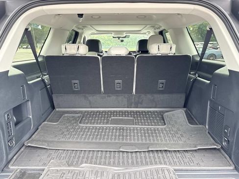 New 2026 Lincoln Navigator L Reserve w/ Jet Appearance Package AWD/4WD image 12