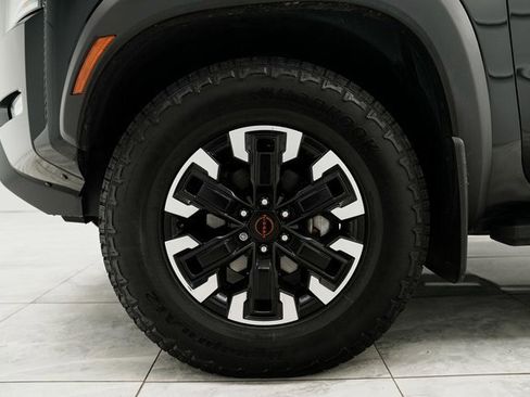 Used 2024 Nissan Frontier PRO-4X w/ Off-Road Protection Package image 15