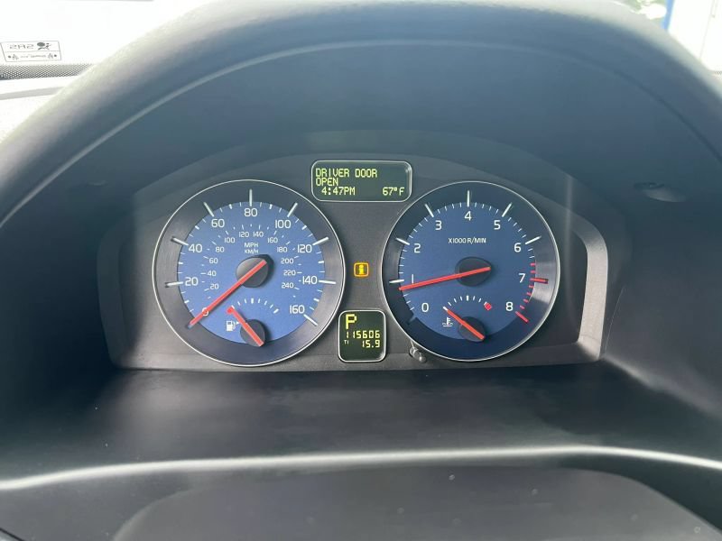 Used 2012 Volvo C30 T5 R-Design w/ Climate Pkg FWD image 28