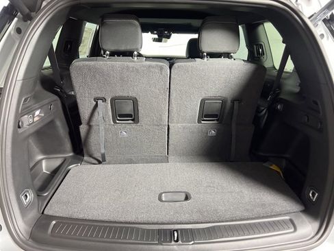 New 2025 Jeep Grand Cherokee L Laredo w/ Luxury Tech Group I image 6