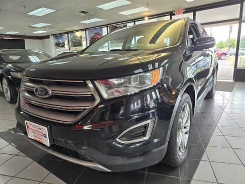 Used 2016 Ford Edge Titanium w/ Canadian Touring Package image 2