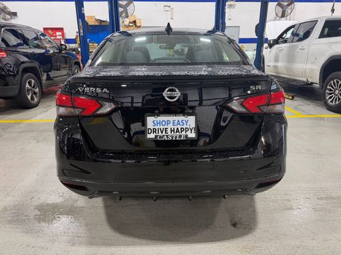 Used 2020 Nissan Versa SR w/ Convenience Package image 8