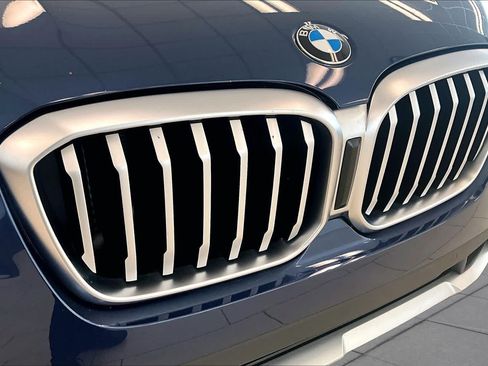 Used 2023 BMW X3 sDrive30i w/ Premium Package w/ZPA RWD image 28