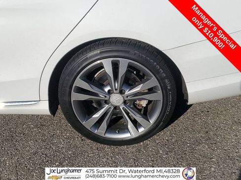 Used 2016 Mercedes-Benz C 300 Sedan image 30