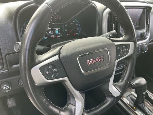 Used 2017 GMC Canyon SLE image 20
