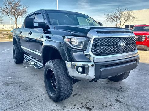 Used 2020 Toyota Tundra 4x4 CrewMax image 6