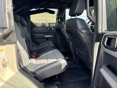 Used 2022 Ford Bronco Everglades AWD/4WD image 28
