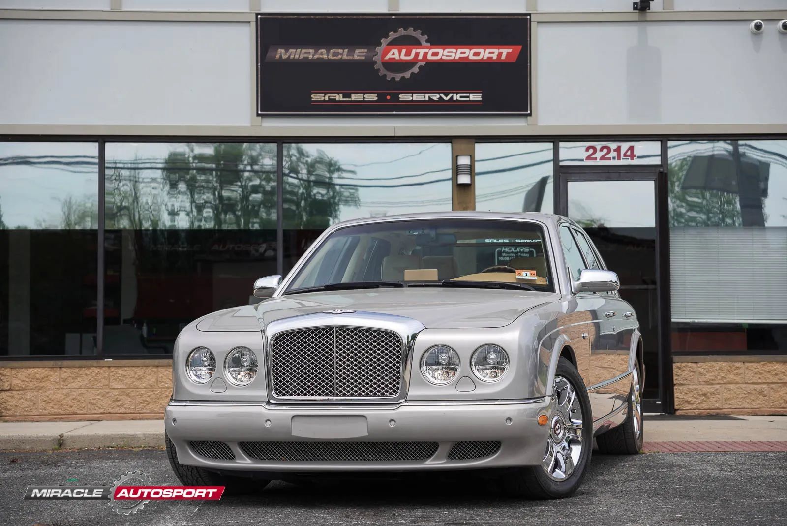 Used 2005 Bentley Arnage RL RWD image 1